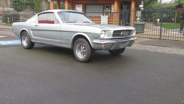 1965 Ford Mustang 2 plus 2 - photo 2