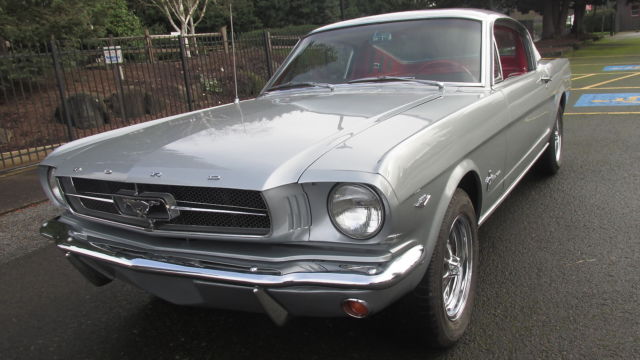 1965 Ford Mustang 2 plus 2 - photo 4