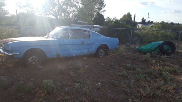 1965 mustang fastback 2+2, has straight 6 engine and transmission, clean title, 1965 Ford Mustang
