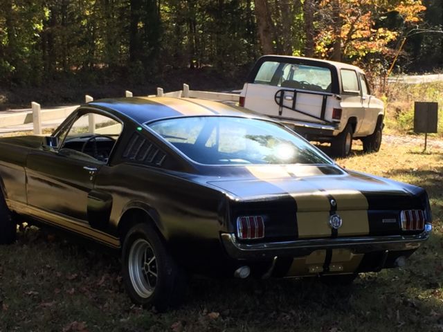 1965 Ford Mustang Base Fastback 2-Door - photo 2