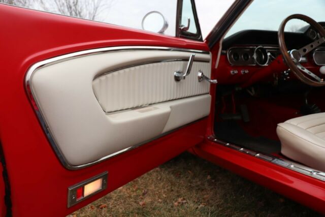1965 Ford Mustang Fastback - photo 10