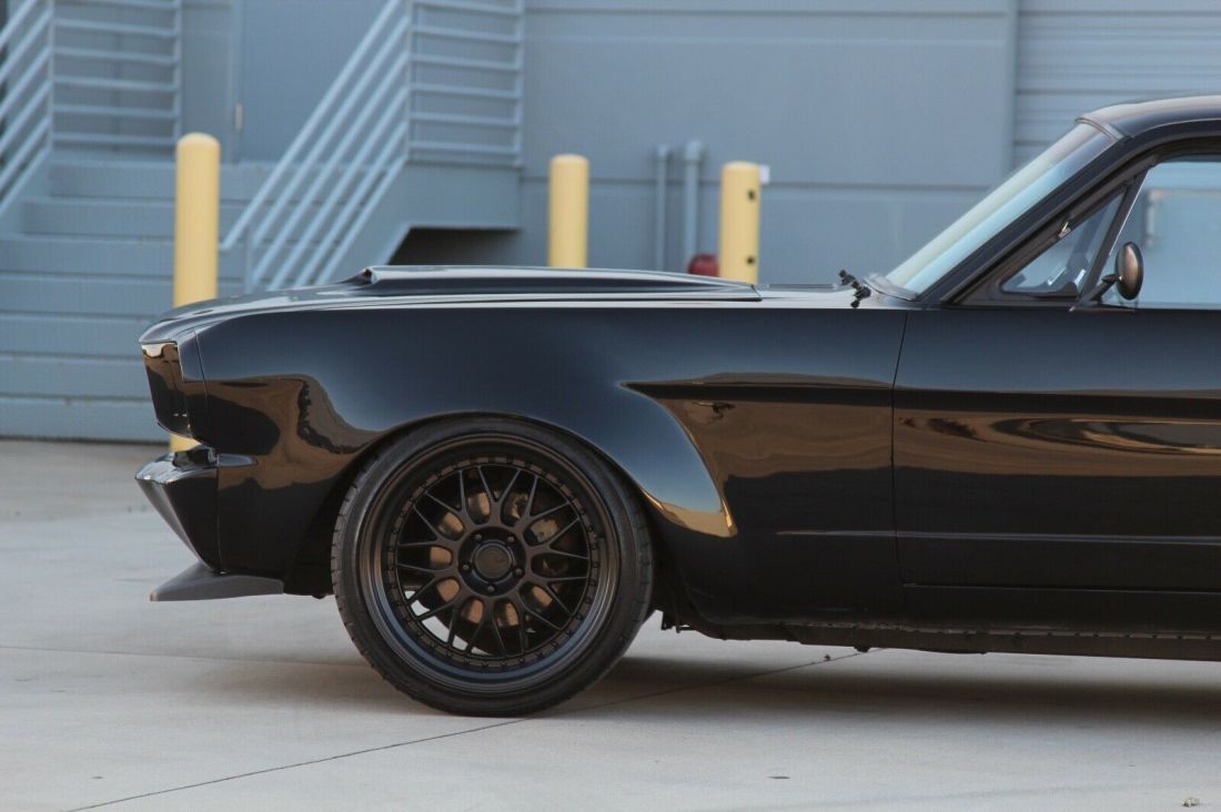 1965 Ford Mustang Widebody Pro Touring Show Car - photo 7