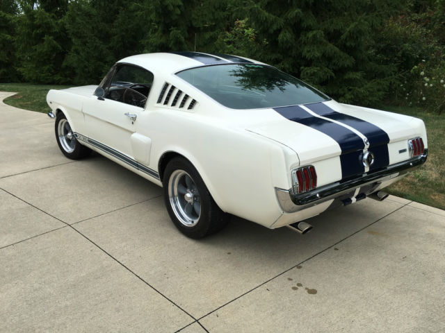 1965 Ford Mustang - photo 4