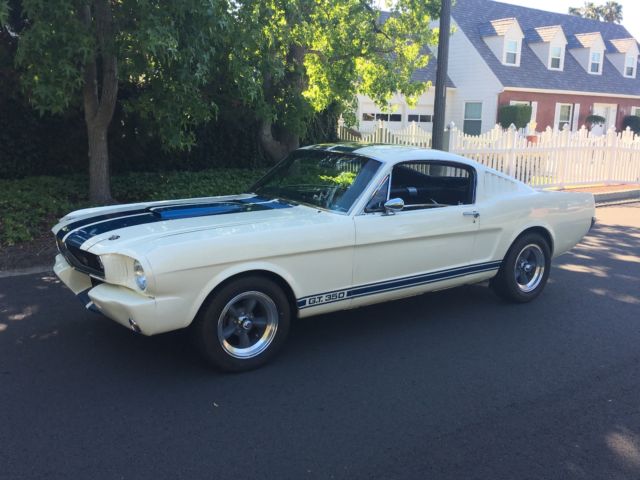 1965 Ford Mustang FASTBACK