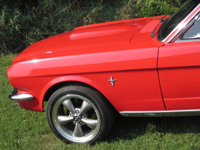 1965 Ford Mustang - photo 2