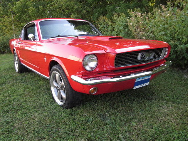 1965 Ford Mustang - photo 3