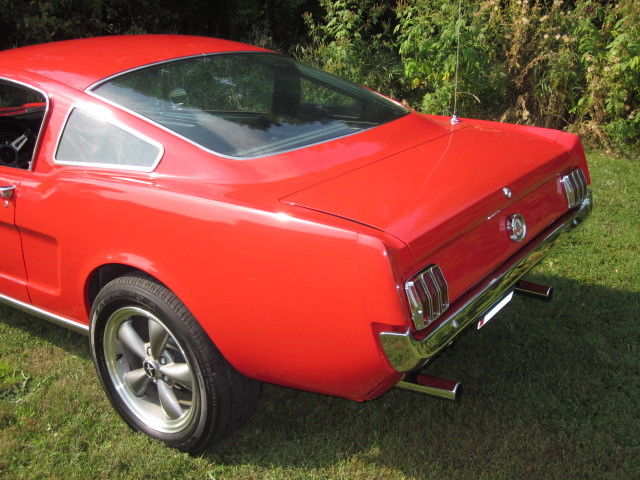 1965 Ford Mustang - photo 4