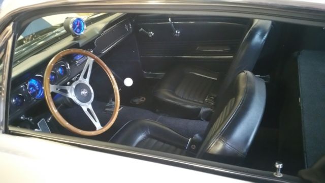 1965 Ford Mustang GT350 - photo 6