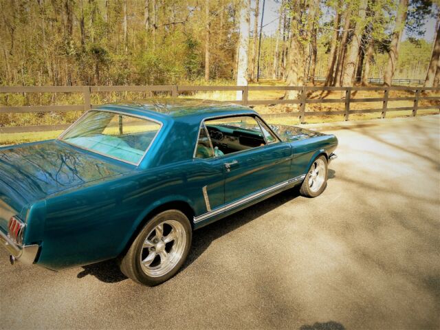1965 Ford Mustang - photo 4