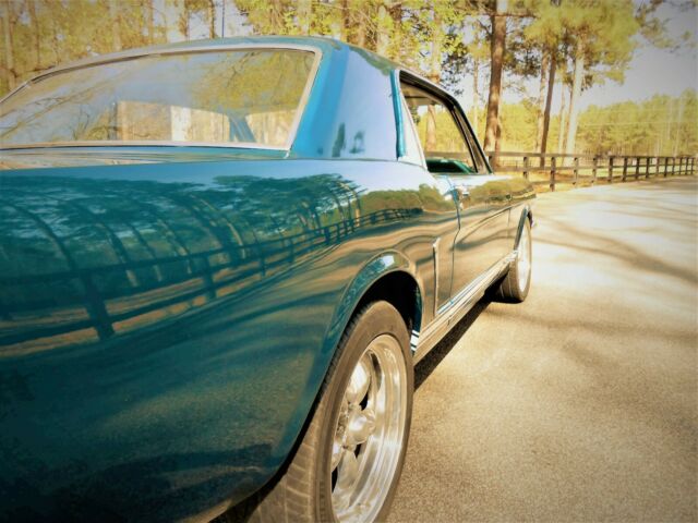 1965 Ford Mustang - photo 6