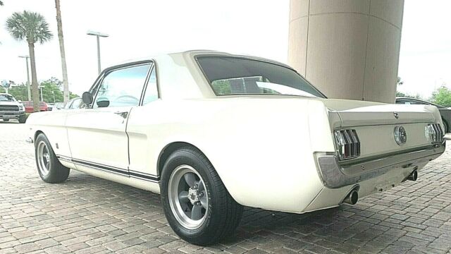 1965 Ford Mustang GT - photo 4