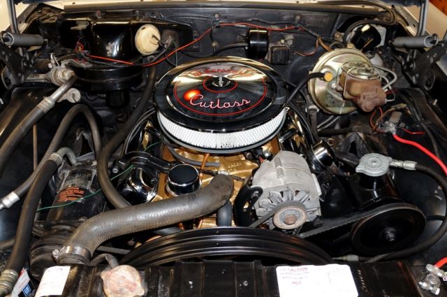 1965 Oldsmobile Custom Cruiser - photo 12