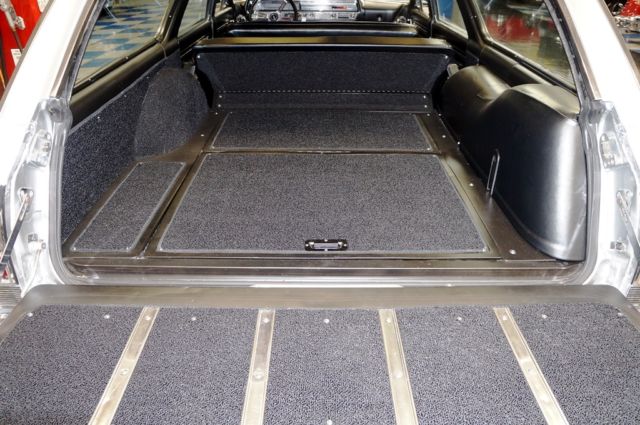 1965 Oldsmobile Custom Cruiser - photo 6