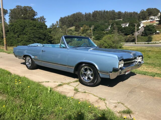 1965 Oldsmobile Cutlass 442 - photo 2