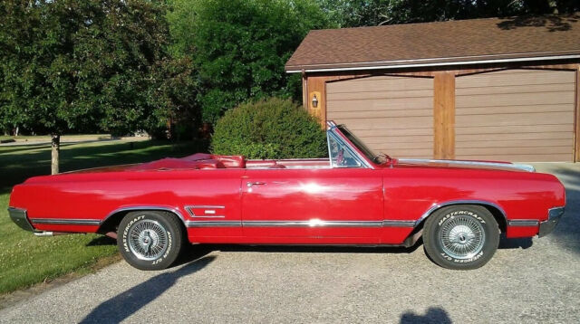 1965 Oldsmobile 442 Convertible - photo 4