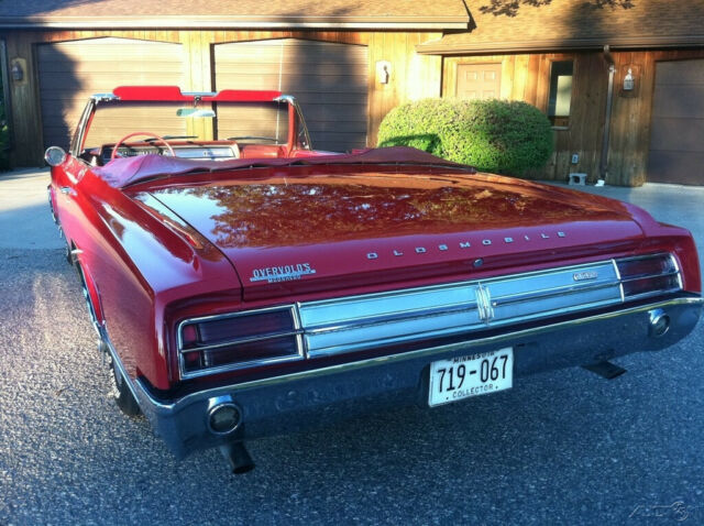 1965 Oldsmobile 442 Convertible - photo 8