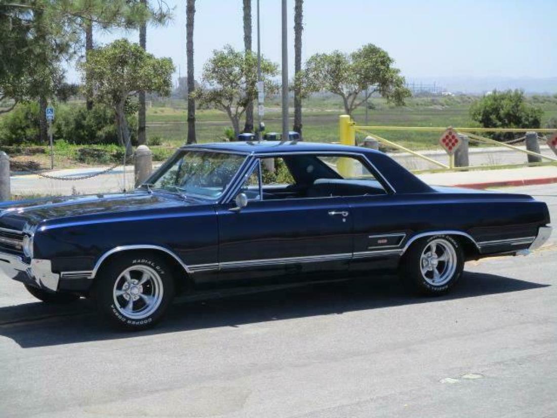 1965 Oldsmobile Cutlass 442 - photo 3