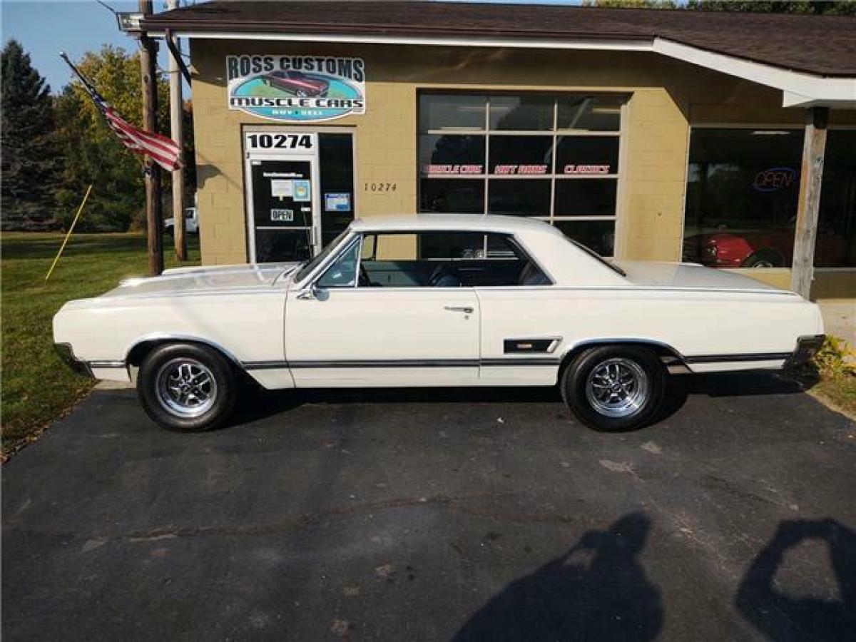 1965 Oldsmobile Cutlass 442 - photo 10