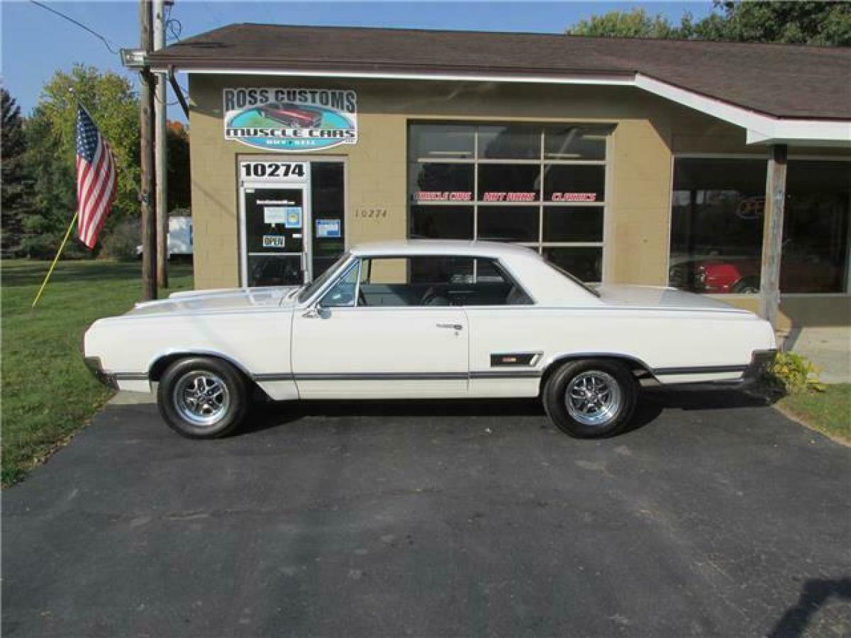 1965 Oldsmobile Cutlass 442 - photo 6