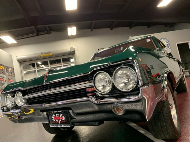 1965 Oldsmobile Cutlass 442 - photo 2