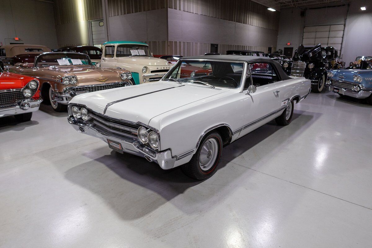1965 Oldsmobile Cutlass 442 Convertible - photo 10