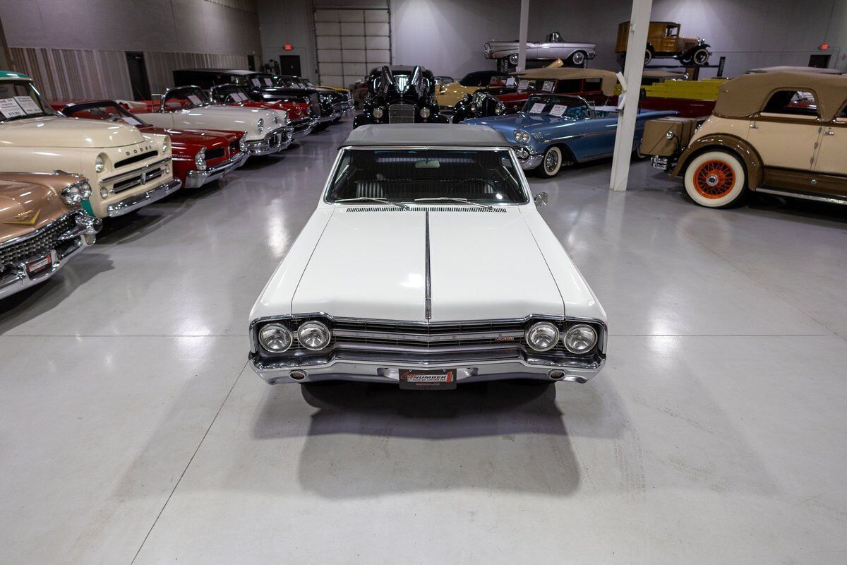 1965 Oldsmobile Cutlass 442 Convertible - photo 9