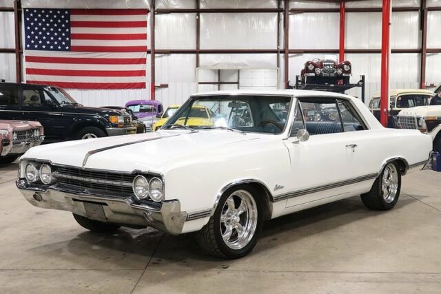 1965 Oldsmobile Cutlass 67652 Miles White Coupe V8 Automatic 1965 Oldsmobile Cutlass --