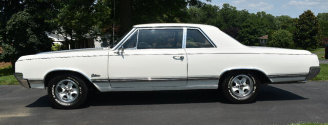 1965 Oldsmobile Cutlass F-85 V-8 330 c.i. Automatic - photo 7
