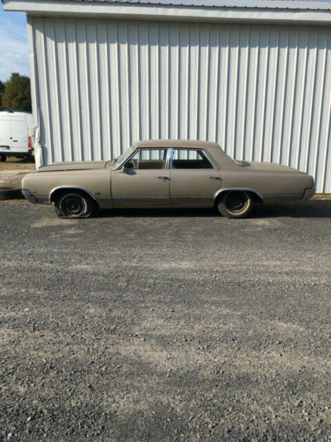 1965 Oldsmobile Cutlass