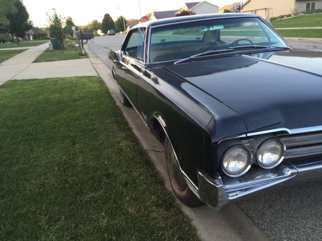 1965 Oldsmobile Eighty-Eight Holiday Hardtop - photo 4