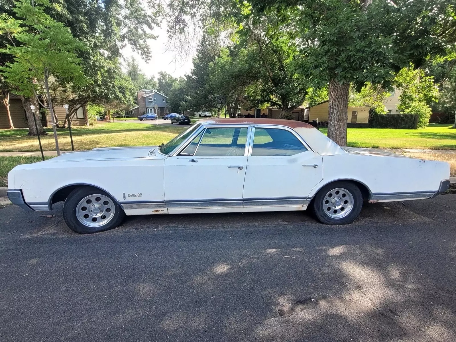 1965 Oldsmobile Delta 88 yes