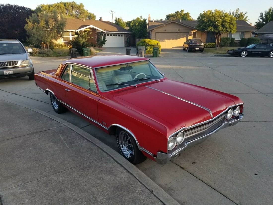 1965 Oldsmobile Cutlass F85 - photo 2