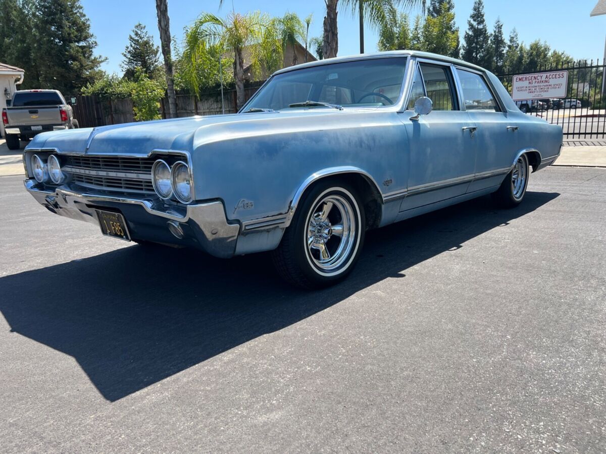 1965 Oldsmobile F85 - photo 2
