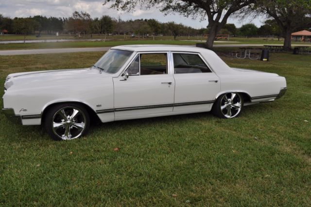 1965 Oldsmobile F85 Deluxe - photo 4