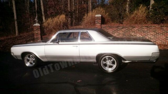 1965 Oldsmobile Cutlass -- - photo 3