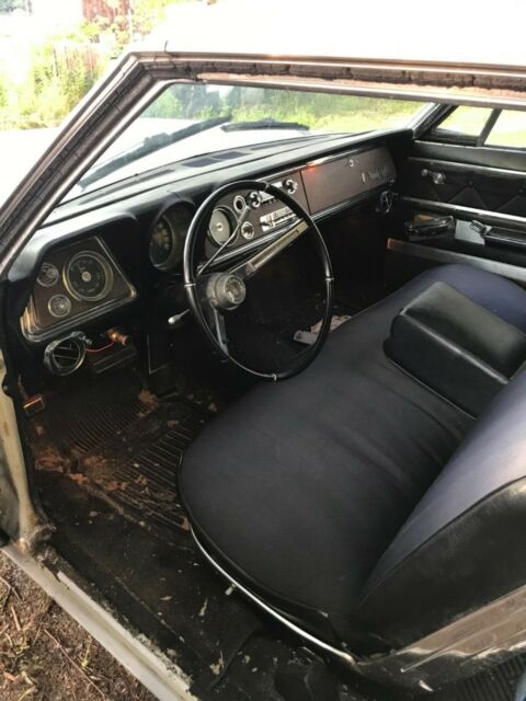 1965 Oldsmobile Ninety-Eight Holiday - photo 2