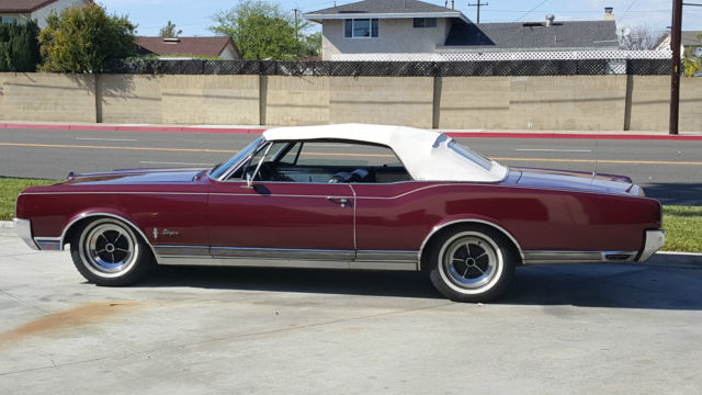 1965 Oldsmobile Starfire Convertible - photo 8