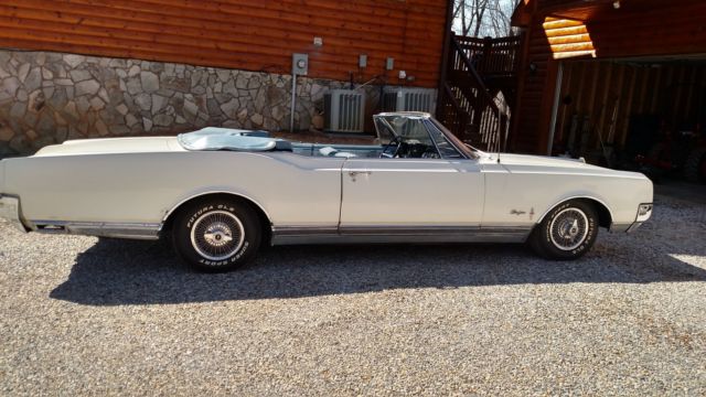 1965 Oldsmobile Starfire Convertable 7.0L 1965 Oldsmobile Starfire