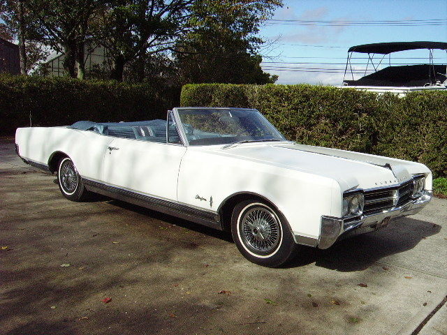 1965 Oldsmobile Starfire Convertible, Original, One owner, Lo. Mi., Loaded, Mint 1965 Oldsmobile Starfire Starfire