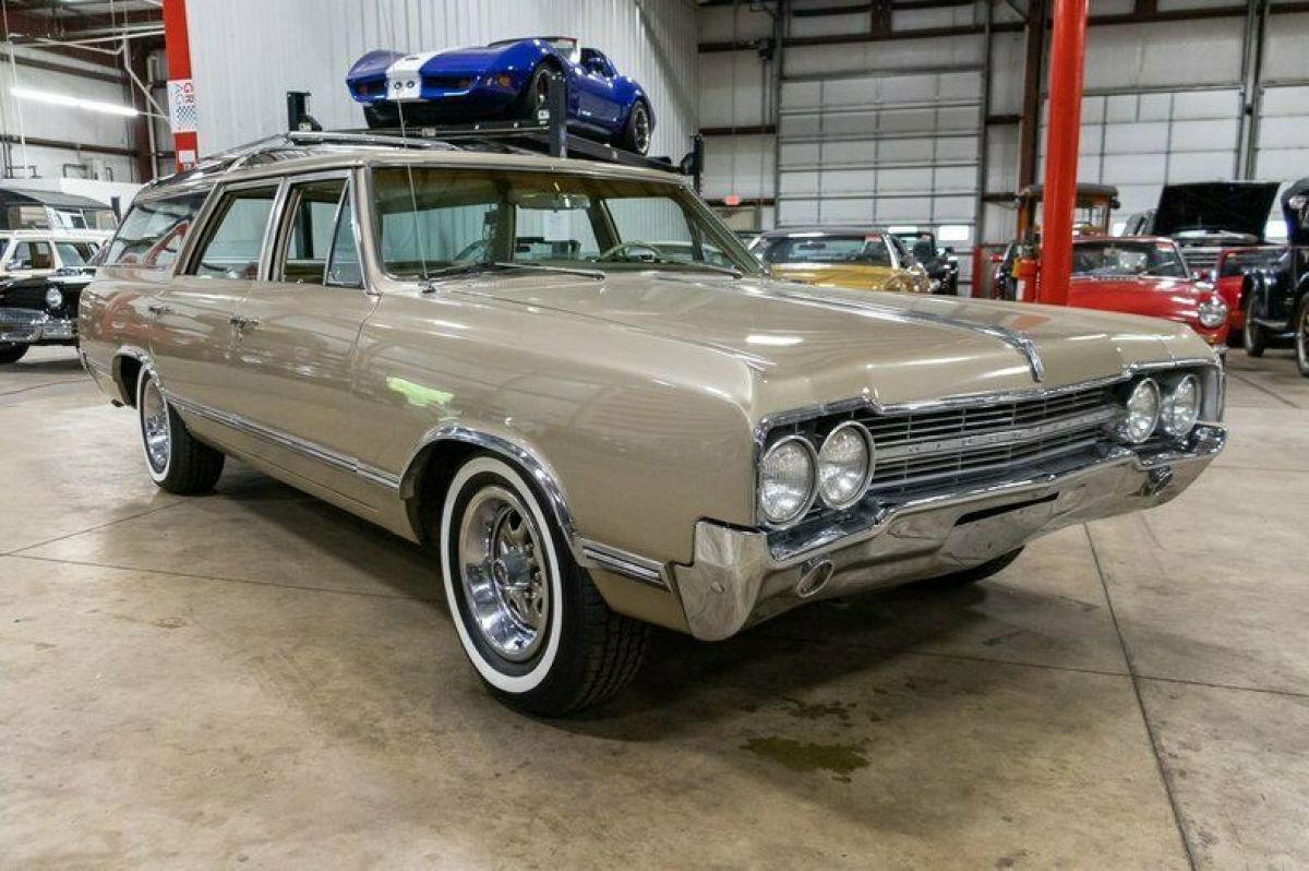 1965 Oldsmobile Vista Cruiser - photo 7