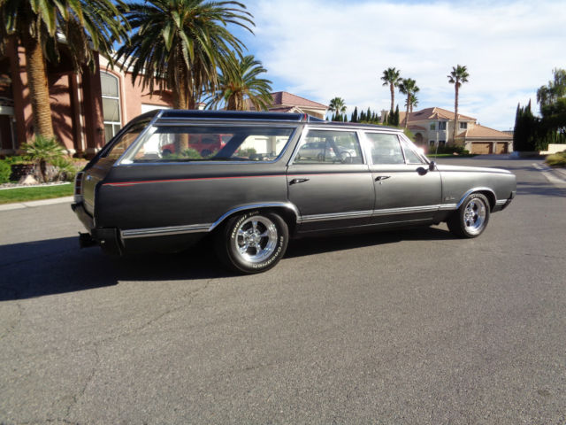 1965 Oldsmobile Vista Cruiser WAGON - photo 4