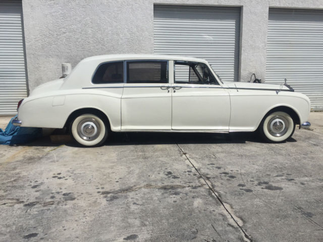 1965 Rolls-Royce Phantom - photo 2