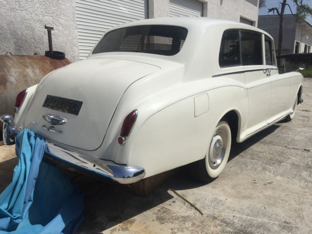 1965 Rolls-Royce Phantom - photo 6