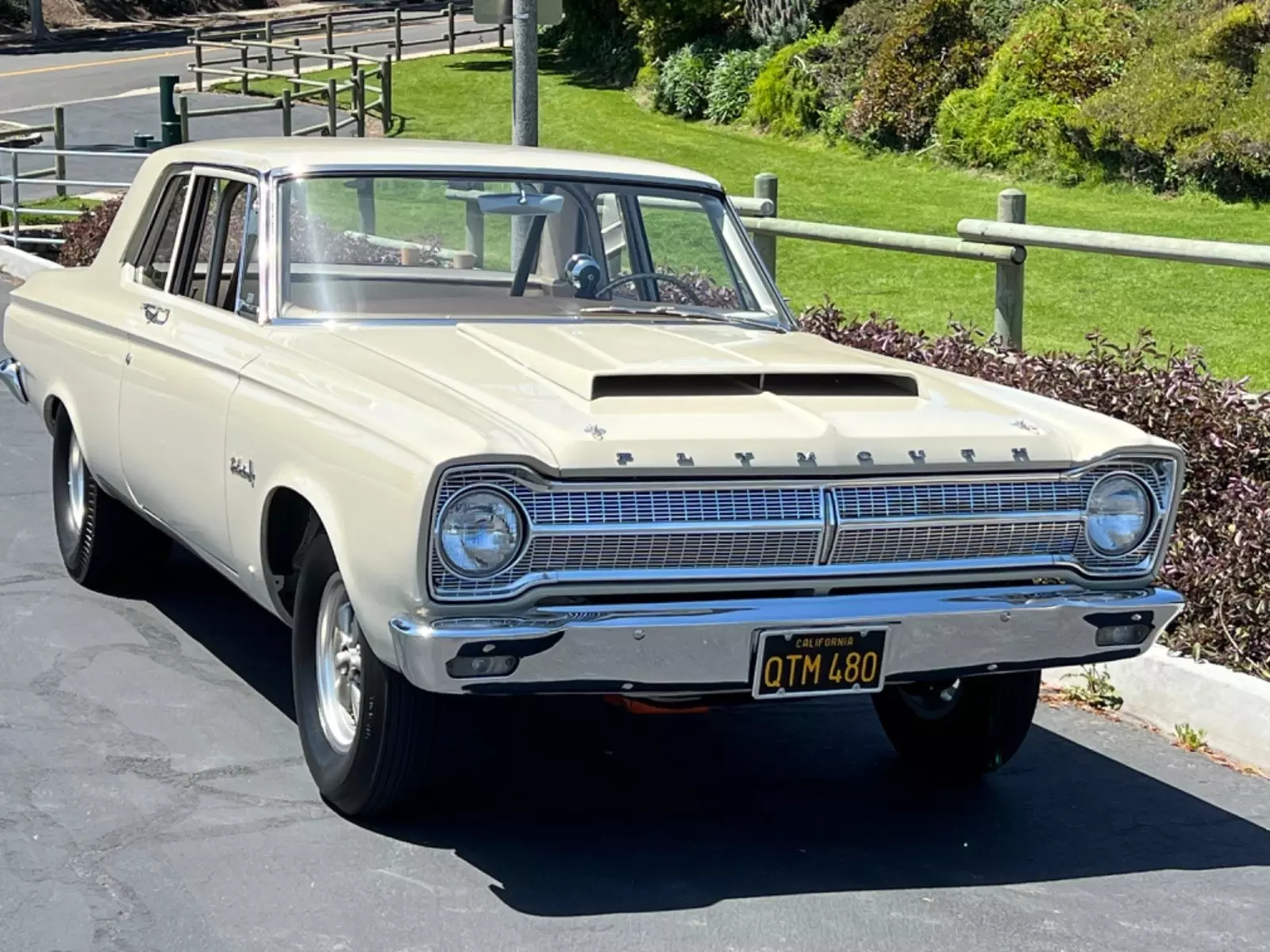 1965 Plymouth Belvedere - photo 2