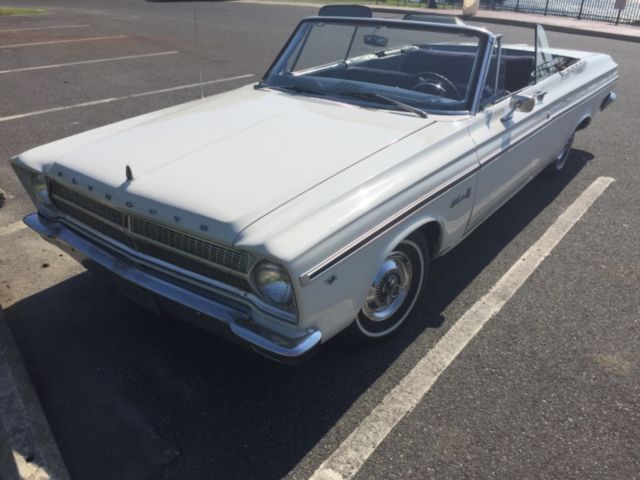 1965 PLYMOUTH BELVEDERE ll CONVERTIBLE V8 1965 Plymouth Belvedere II