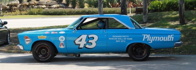 1965 Plymouth Satellite Richard Petty Race Car Replica - photo 6