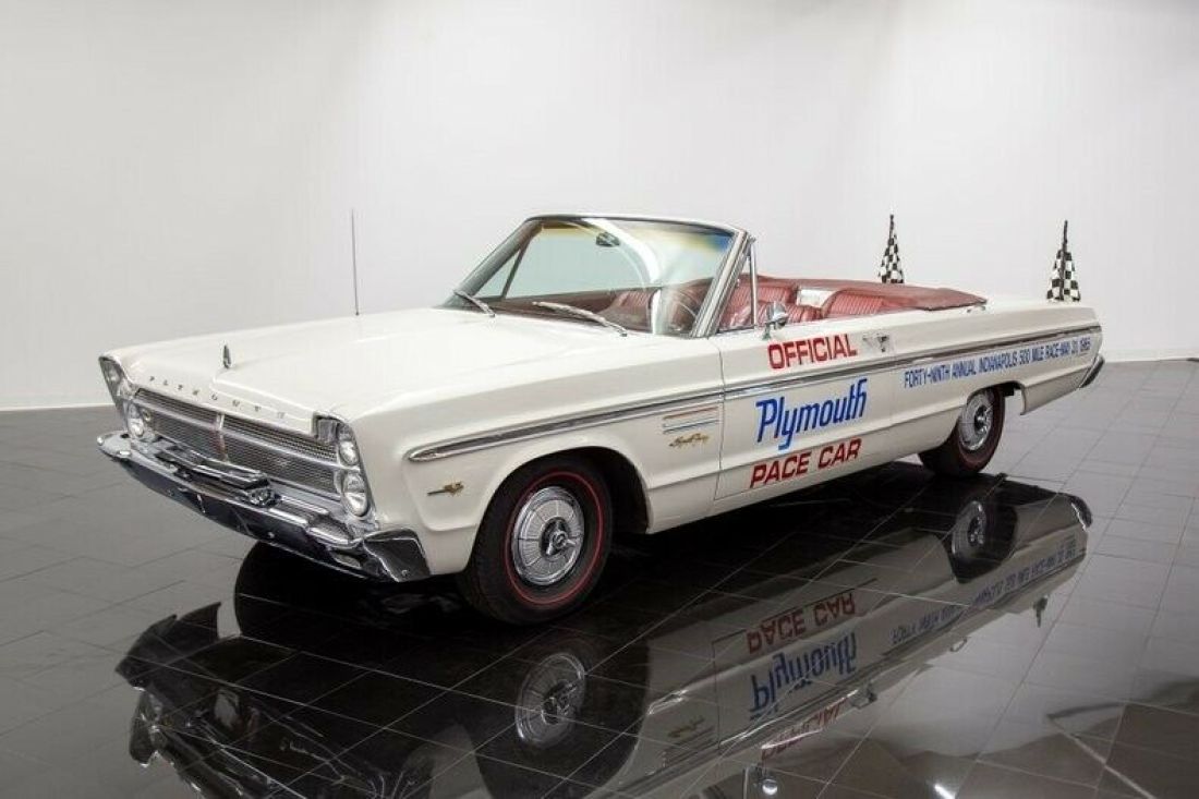 1965 Plymouth Fury Convertible Pace Car - photo 11