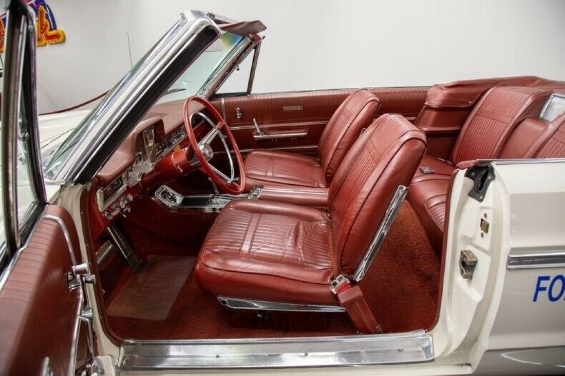 1965 Plymouth Fury Convertible Pace Car - photo 7