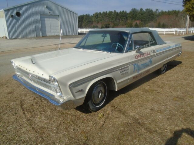 1965 PLYMOUTH SPORT FURY CONVERTIBLE PACE CAR REPLICA 1965 Plymouth Fury SPORT FURY