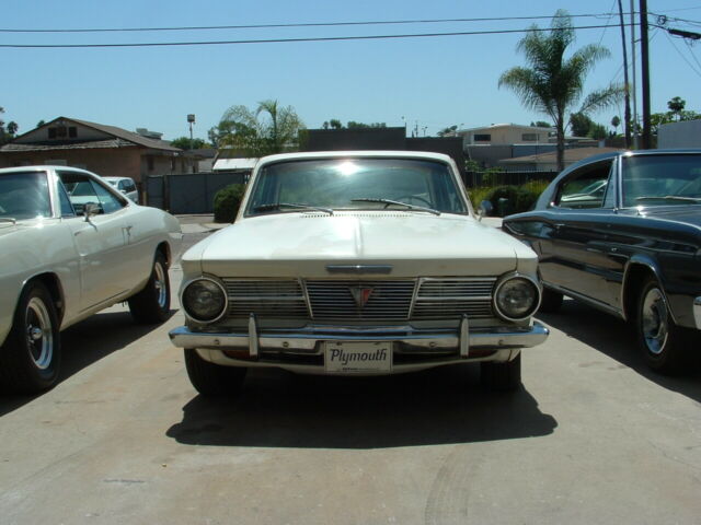 1965 Plymouth Valiant 340 V8 4 Speed 8 3/4 3.23 sure grip rear axle 2 Door 1965 Plymouth Valiant